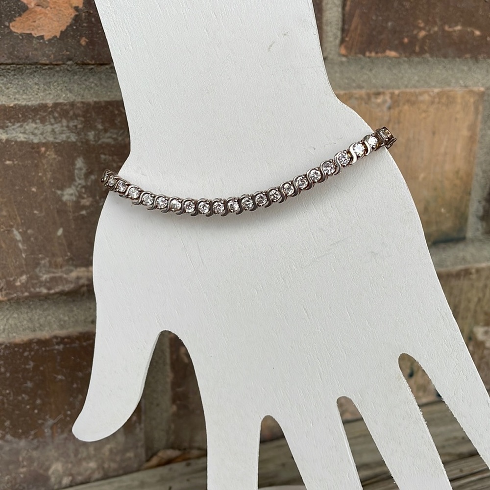 Sterling Silver & Cubic Zirconium Tennis Bracelet 7.25”